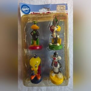 Vintage 1994 Wilton Looney Tunes Cake Candle Set